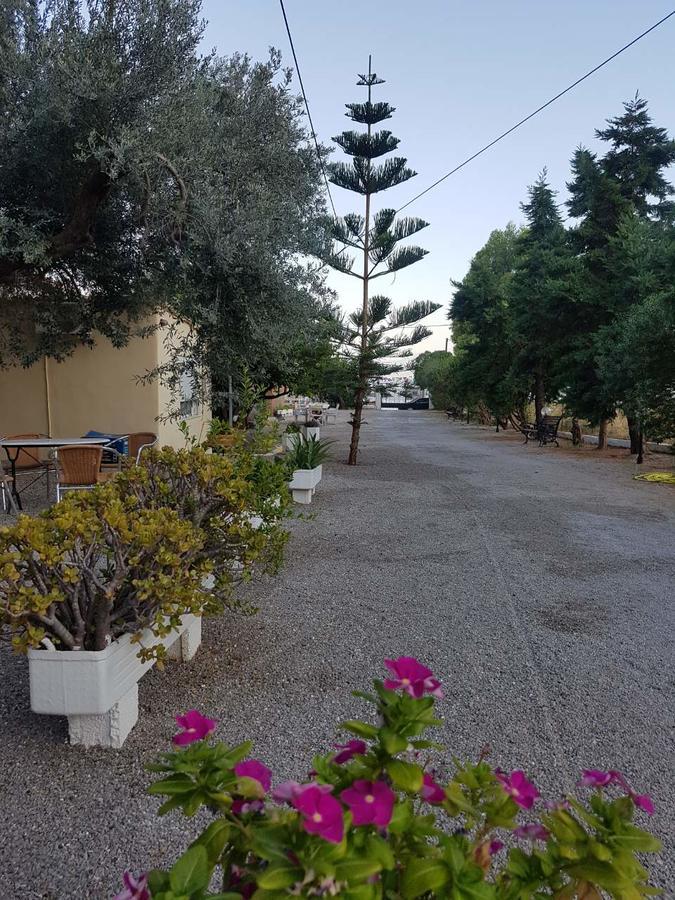 Oasis Studios Ag Pantes Agioi Pandes Luaran gambar